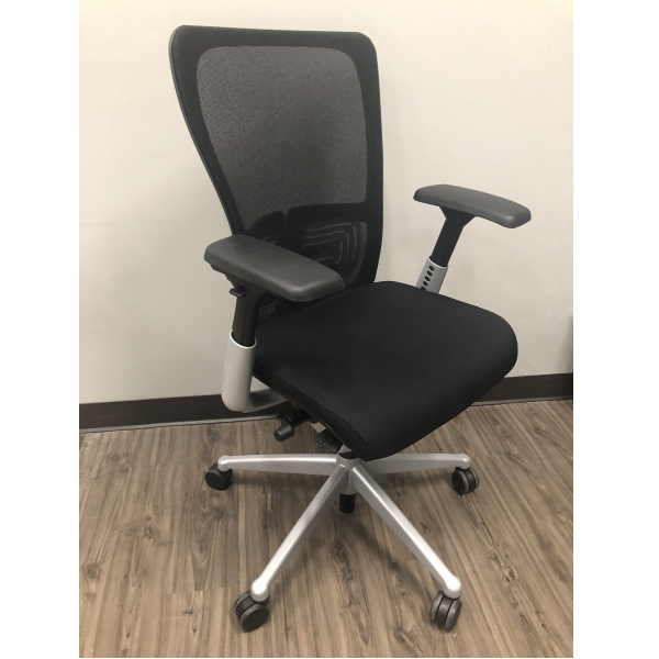 Used Haworth Zody Chair | Circa 2017
