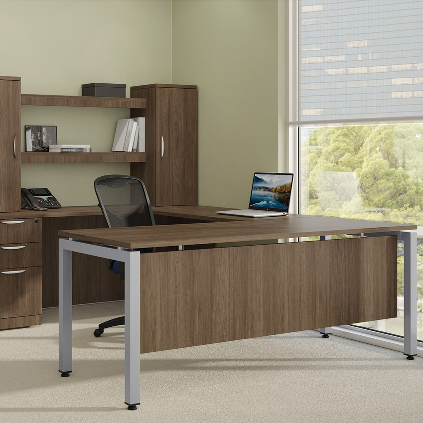 Open Office U-Shaped Desks