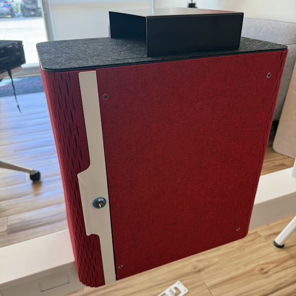 Mochi Showroom Side undermount desk storage